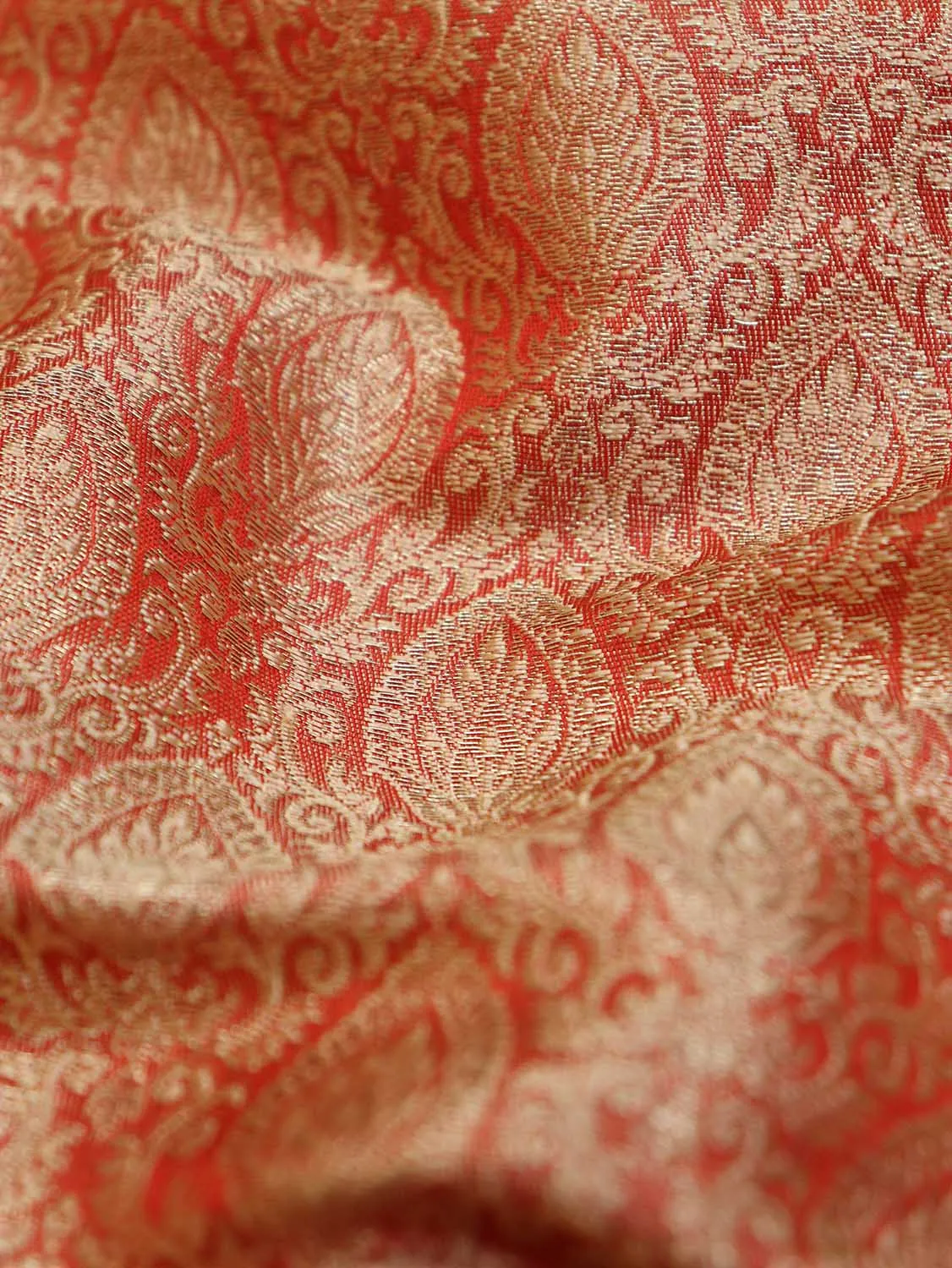 Exquisite Red Banarasi Brocade Silk Fabric for Elegant Attire ( 1 Mtr )
